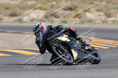 media/Oct-01-2023-SoCal Trackdays (Sun) [[4c570cc352]]/Turn 16 (120pm)/